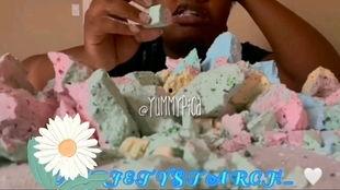 吃淀粉视频,视频揭秘淀粉的多样魅力