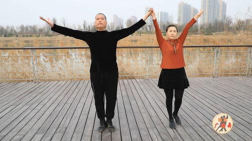 四步舞教学视频,轻松掌握舞步与节奏